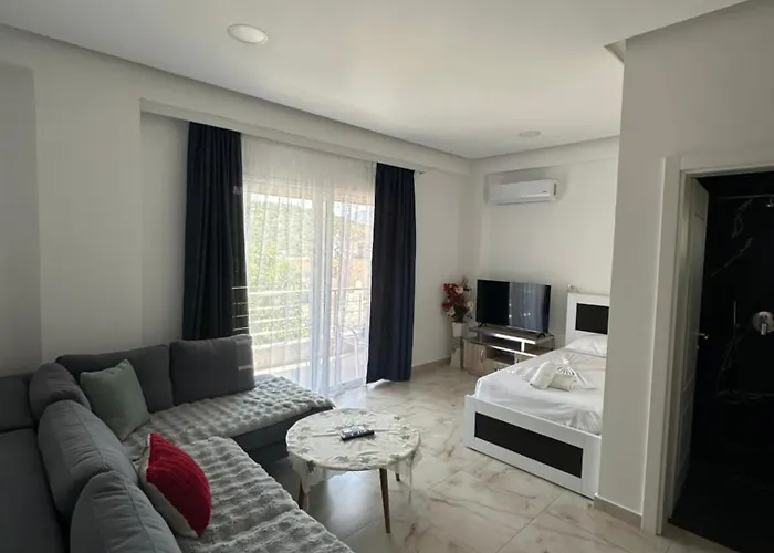 Liel Apartments